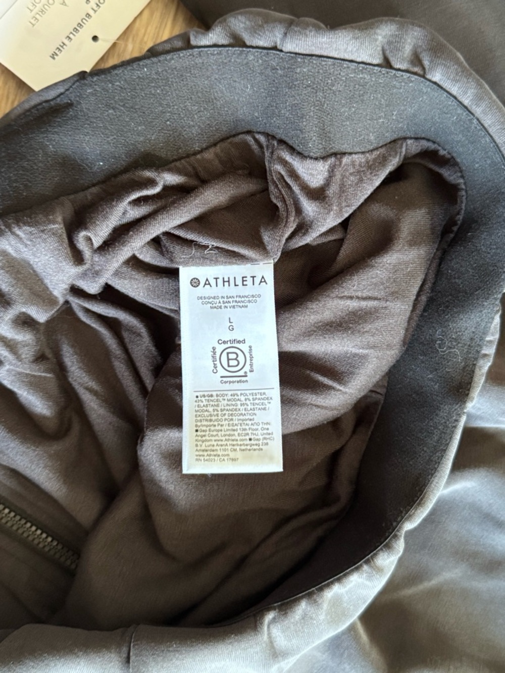 ATHLETA SEASOFT BUBBLE HEM FULL ZIP - Picture 5 of 8